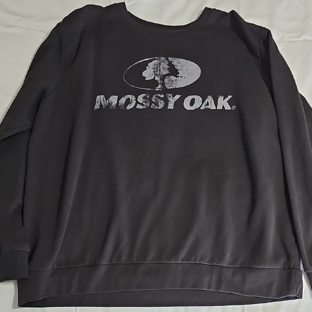 Mossy Oak Dark Gray Crewneck Sweater